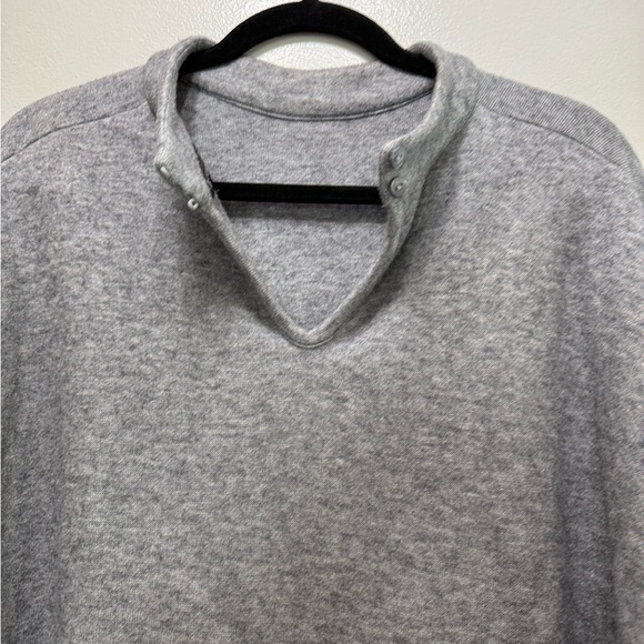 Boho Chic Cozy Gray Women's Tunic! EUC - Picture 2 of 5